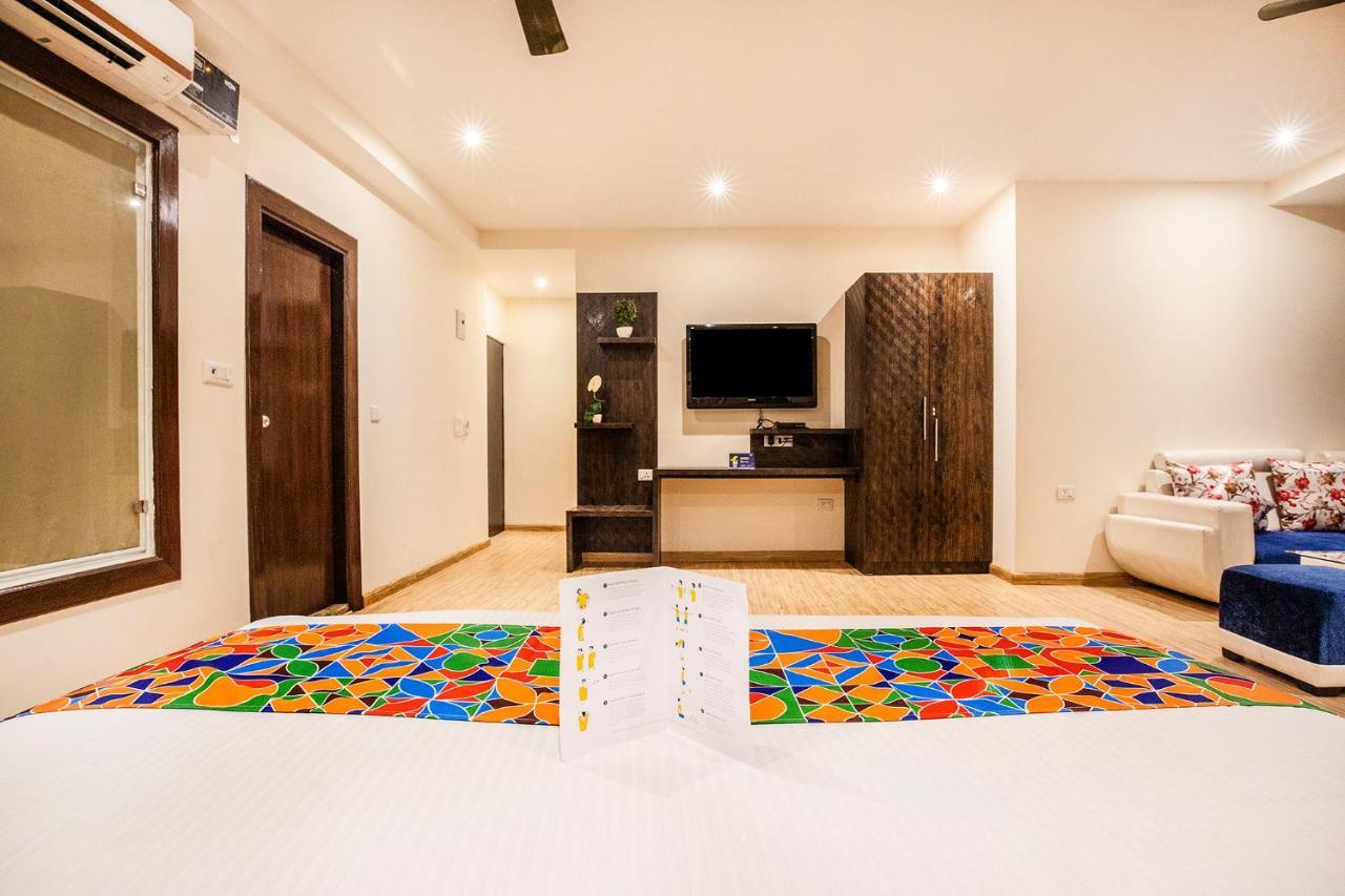 Fabhotel Shoba Estate Delhi Airport New Delhi Exteriör bild